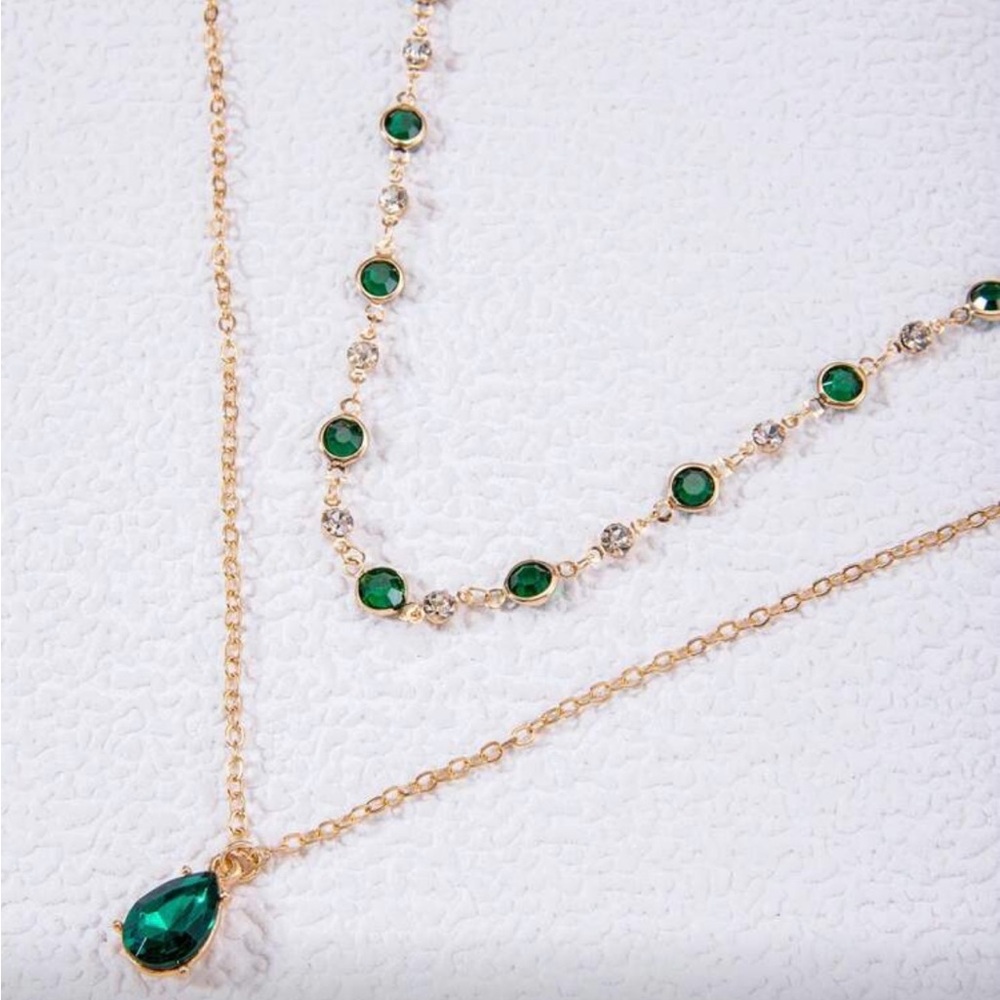 ⚠️Clearance Elegant 2pcs Gold and Green Pendant Necklace Set - Picture 5 of 6
